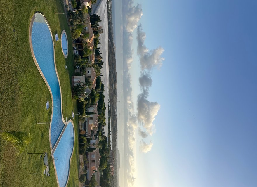 Resale - Apartment - Alicante (San Juan) - Club De Golf Bonalba