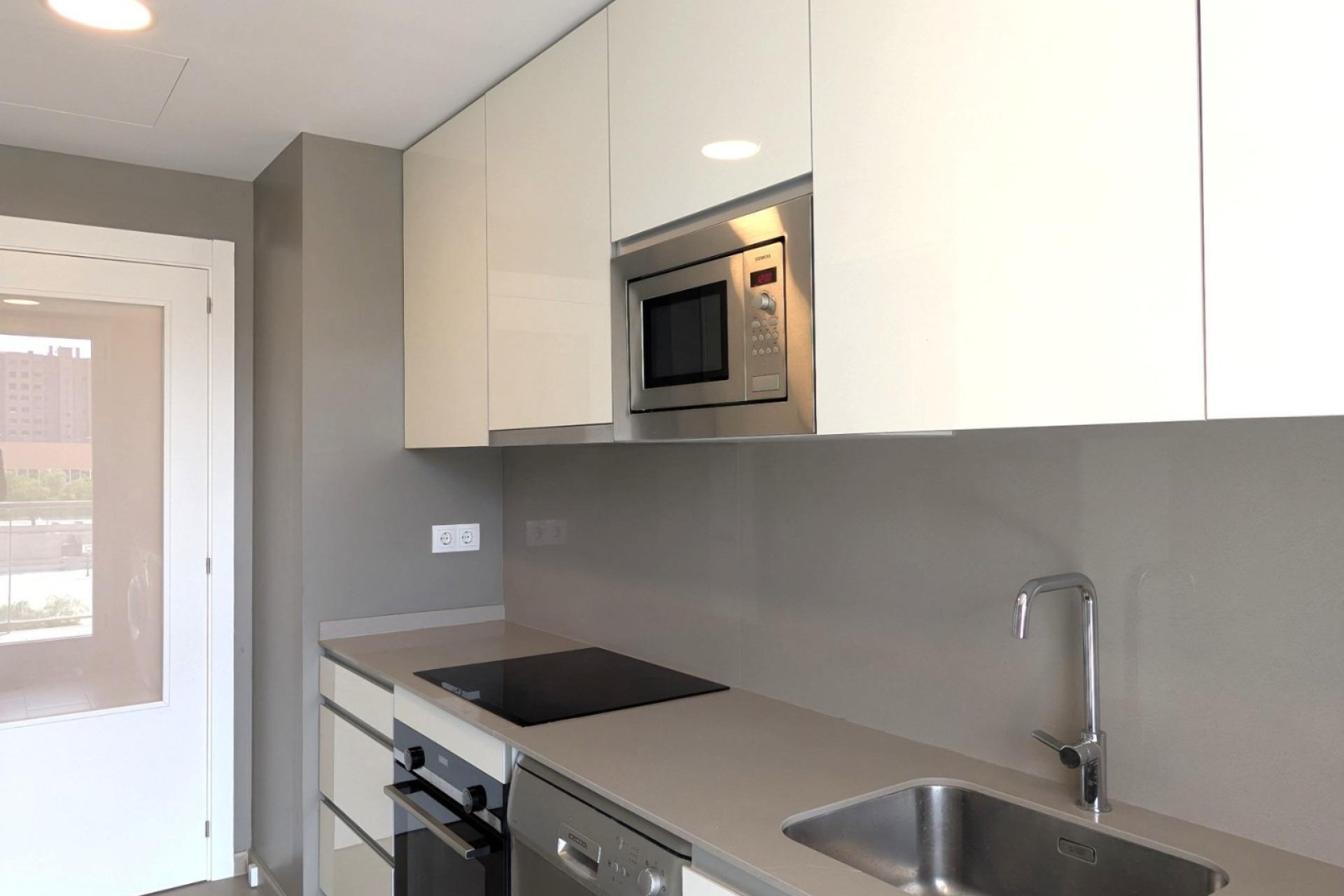 Resale - Apartment - Alicante - San Juan de Alicante