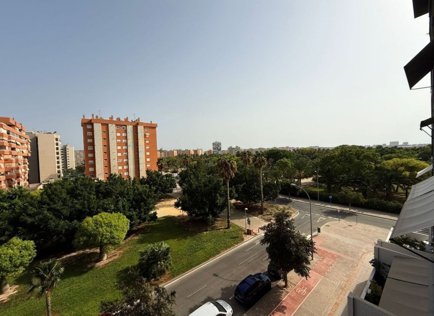 Resale - Apartment - Alicante - San Juan de Alicante