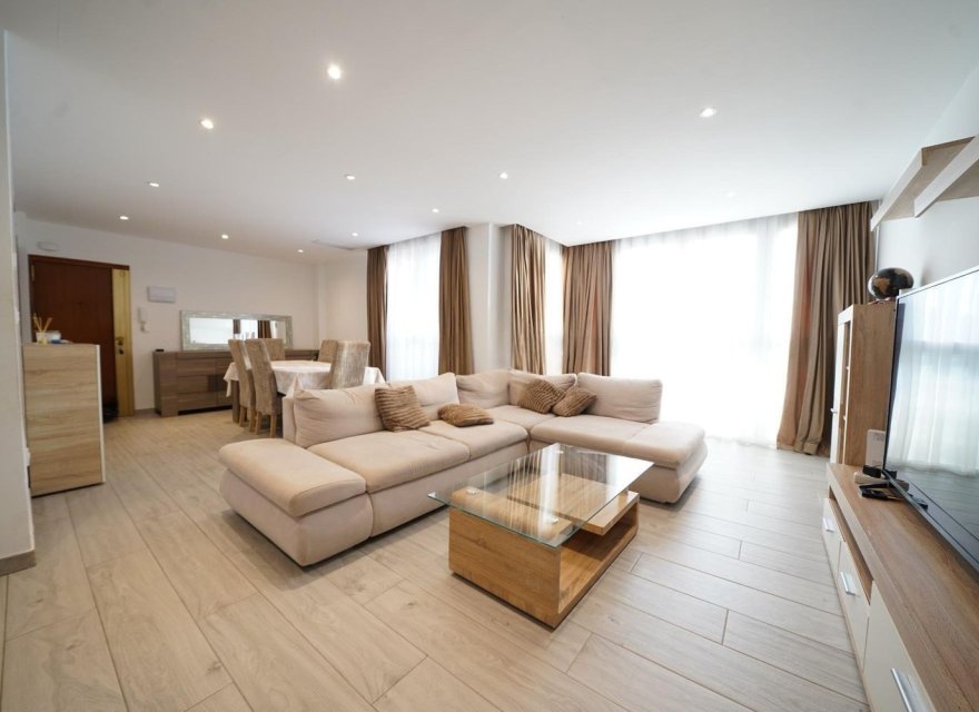 Resale - Apartment - Alicante - Vistahermosa