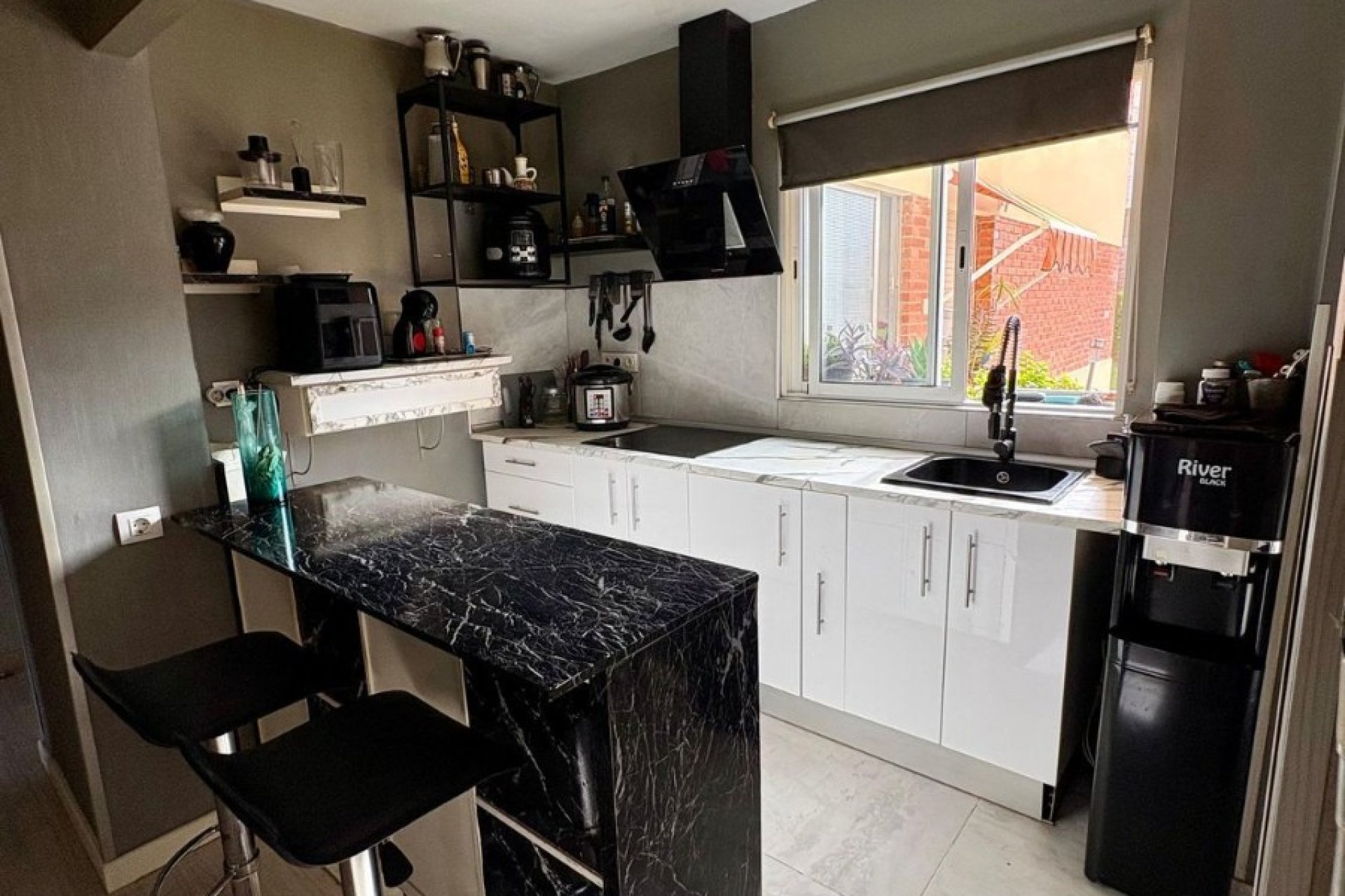 Resale - Apartment - Alicante