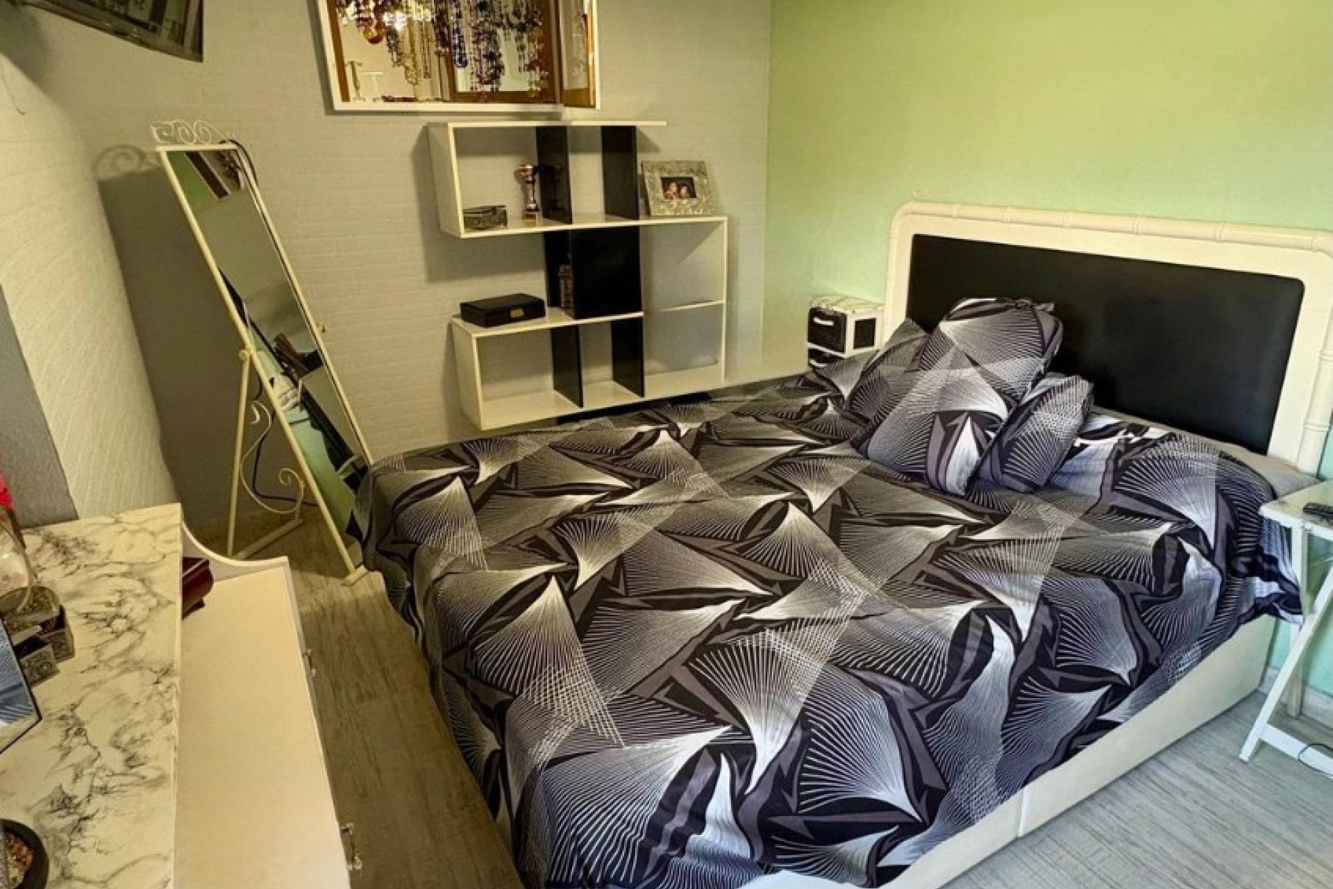 Resale - Apartment - Alicante