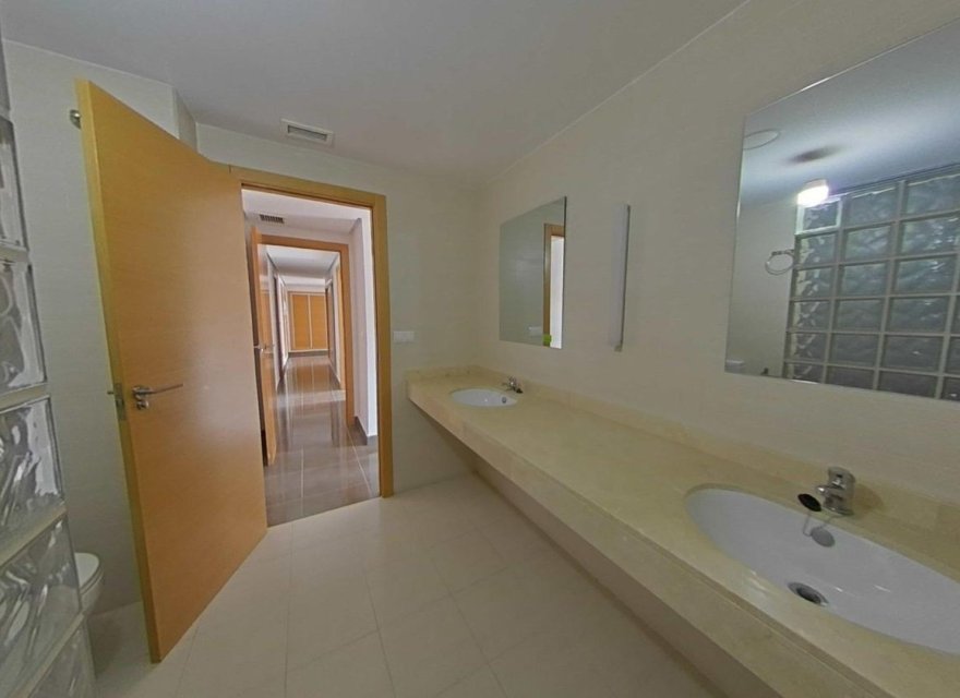 Resale - Apartment - Alicante