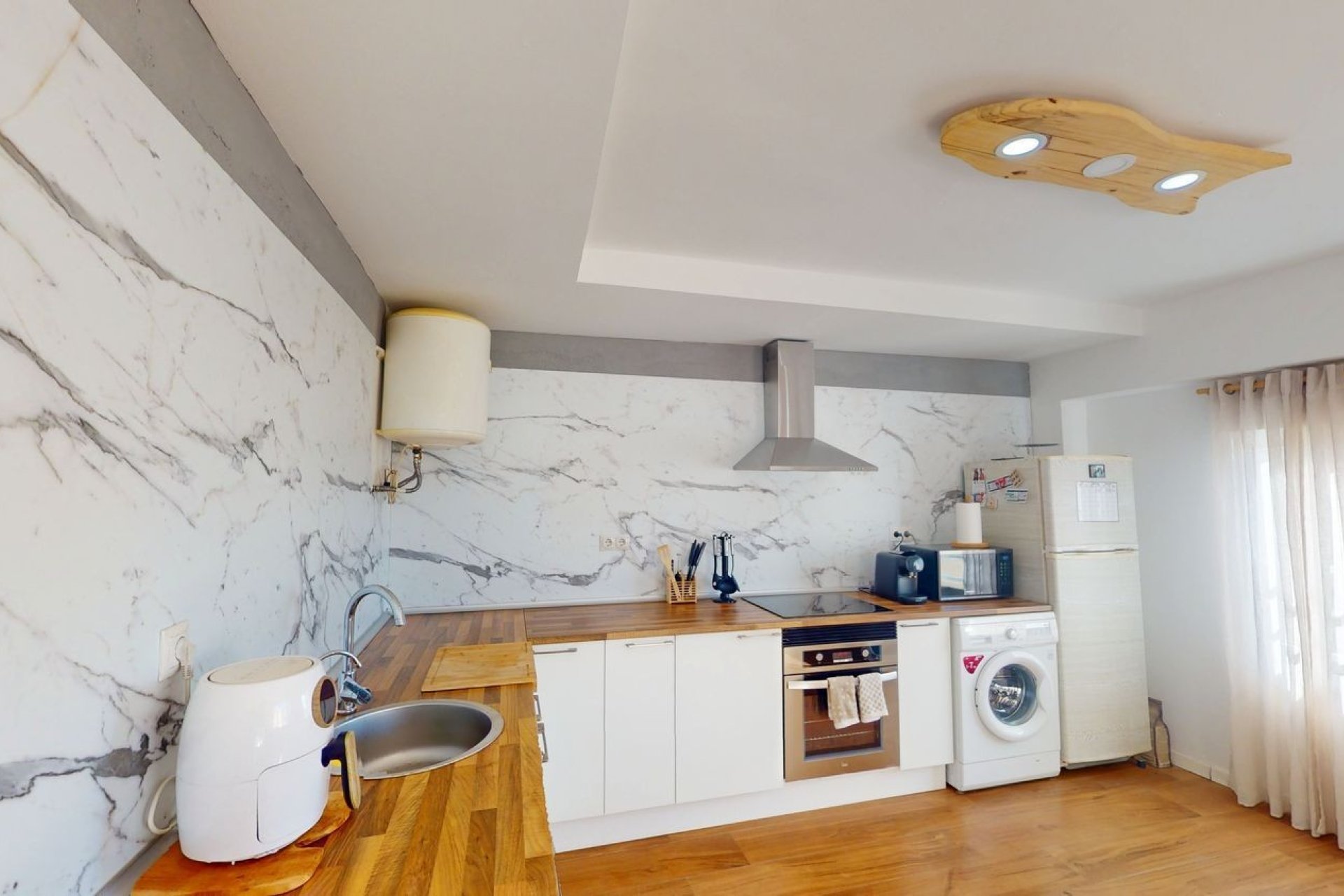 Resale - Apartment - Alicante