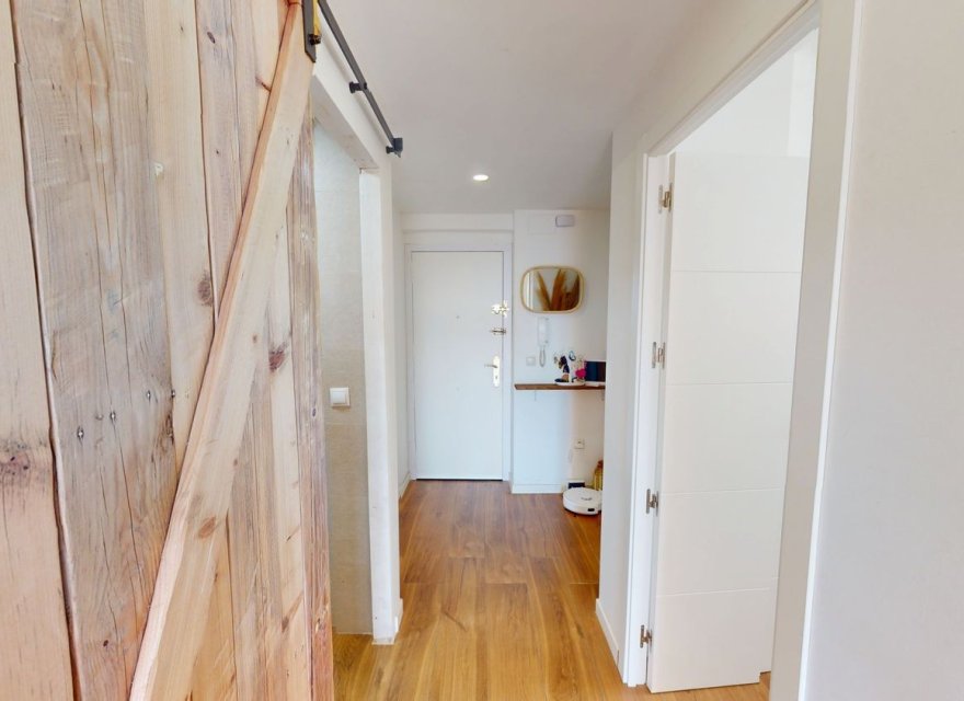 Resale - Apartment - Alicante