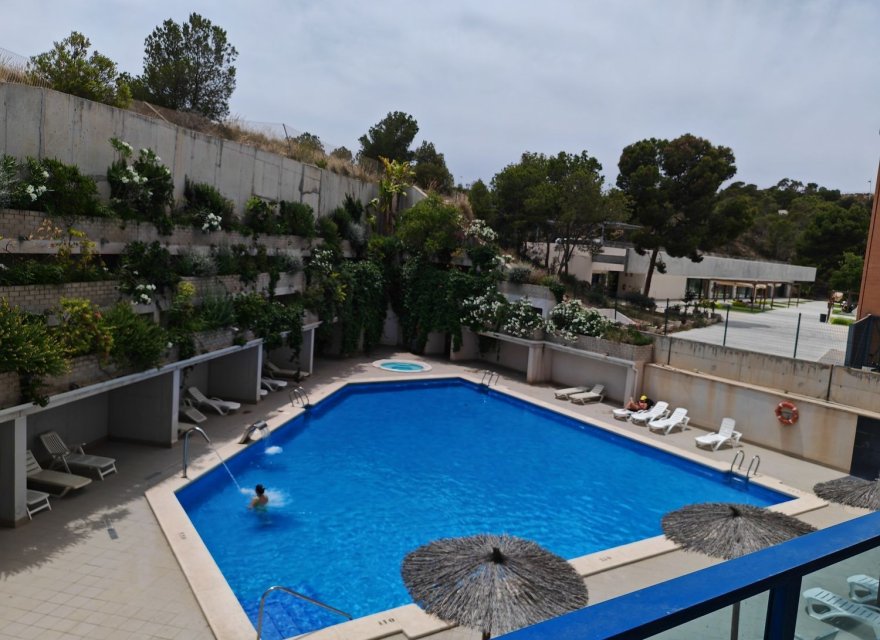 Resale - Apartment - Alicante