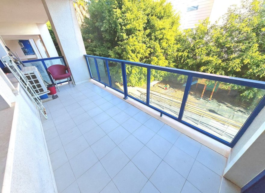 Resale - Apartment - Alicante