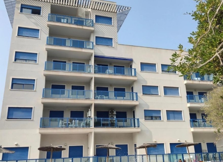 Resale - Apartment - Alicante