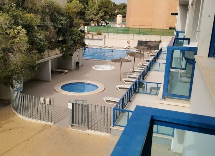 Resale - Apartment - Alicante