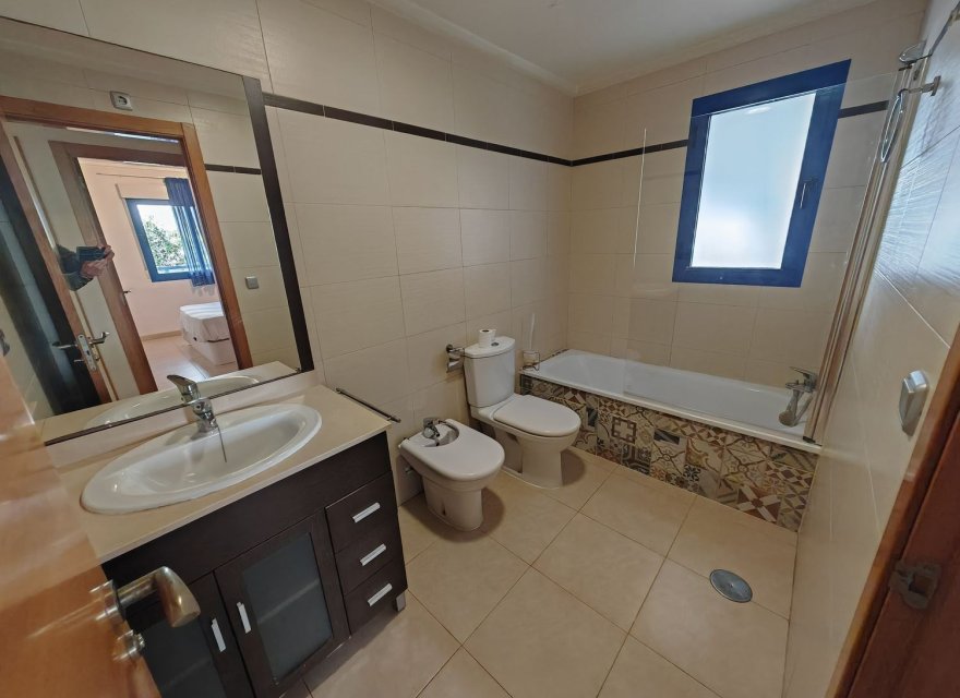 Resale - Apartment - Alicante