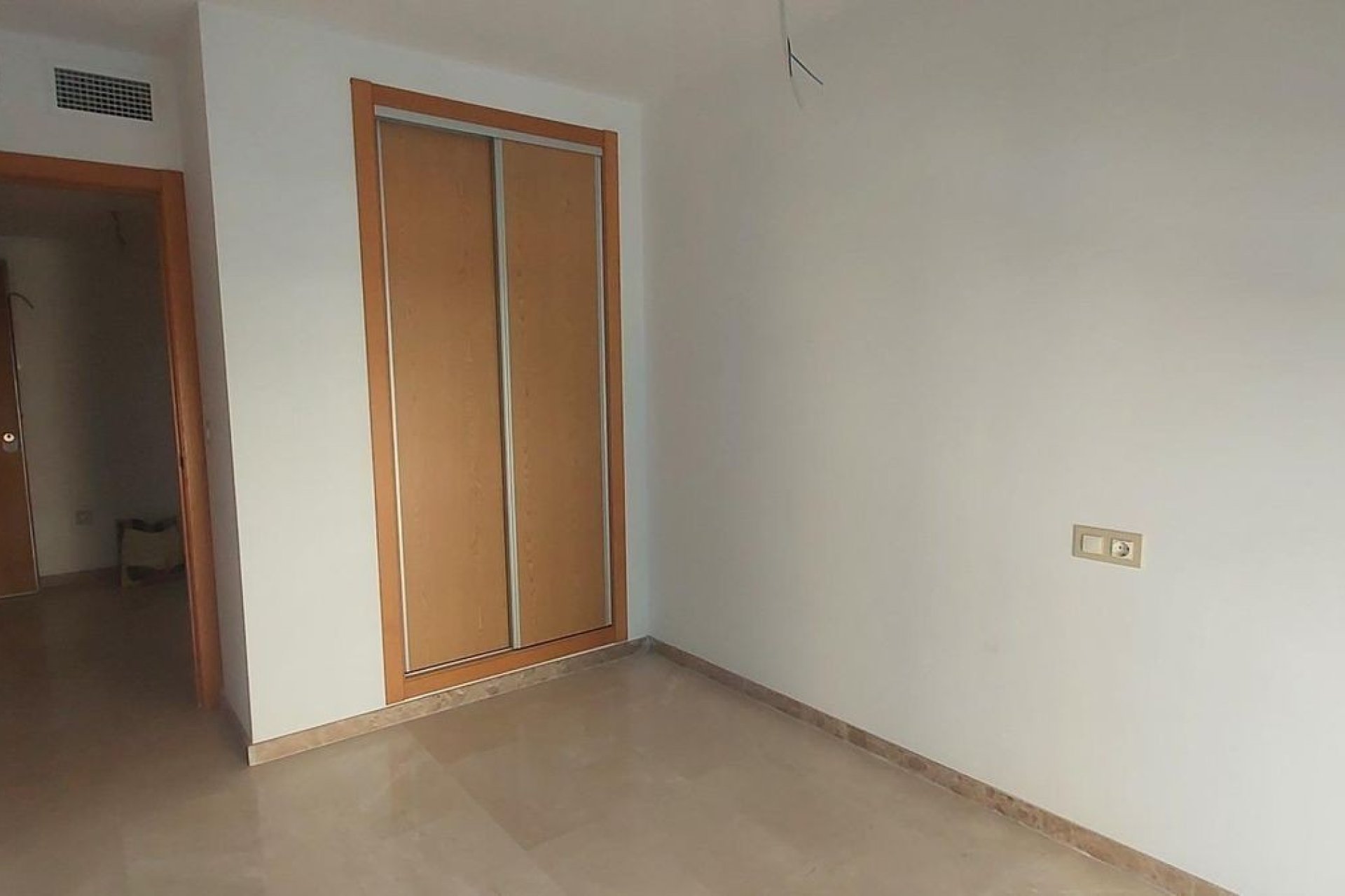 Resale - Apartment - Alicante