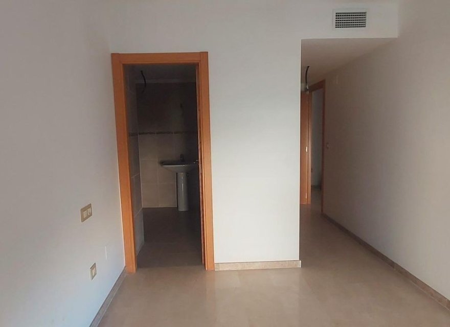 Resale - Apartment - Alicante