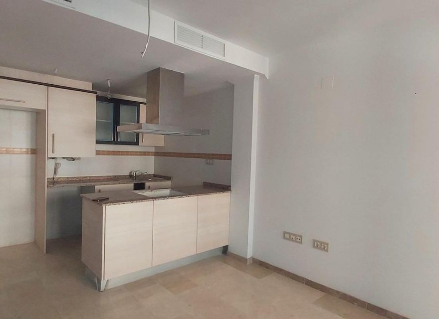 Resale - Apartment - Alicante