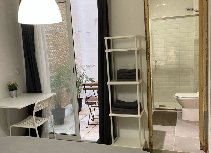 Resale - Apartment - Alicante