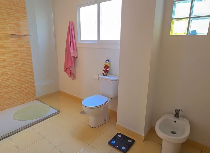 Resale - Apartment - Alicante