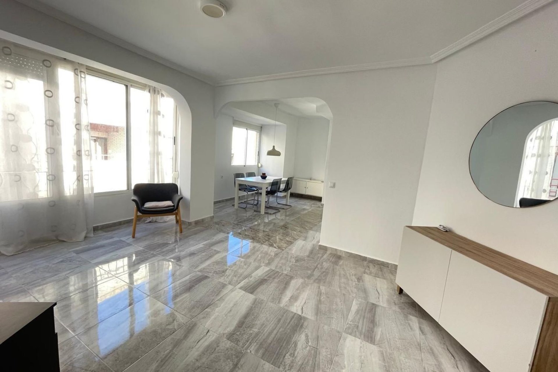 Resale - Apartment - Alicante