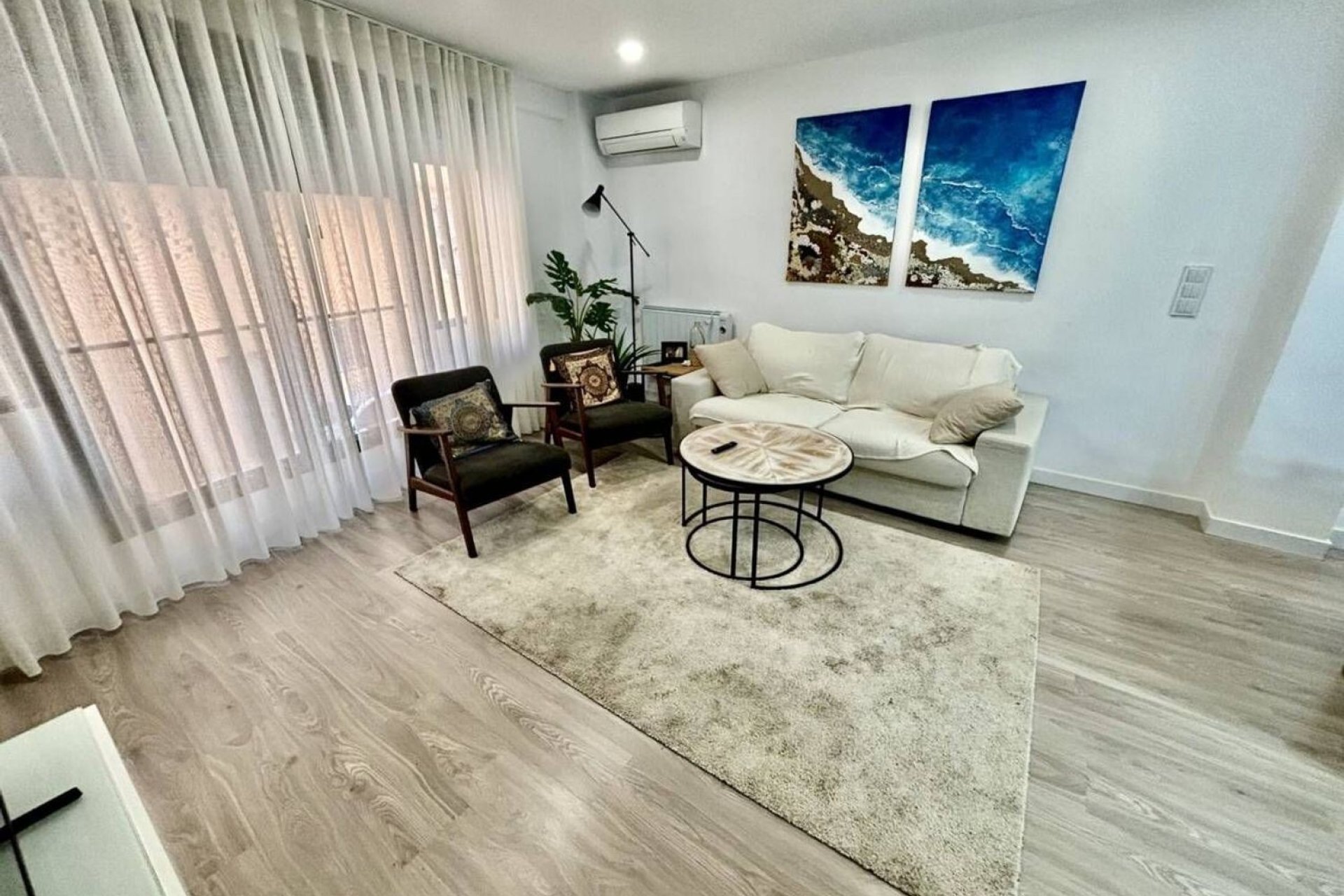 Resale - Apartment - Alicante