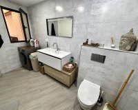 Resale - Apartment - Alicante