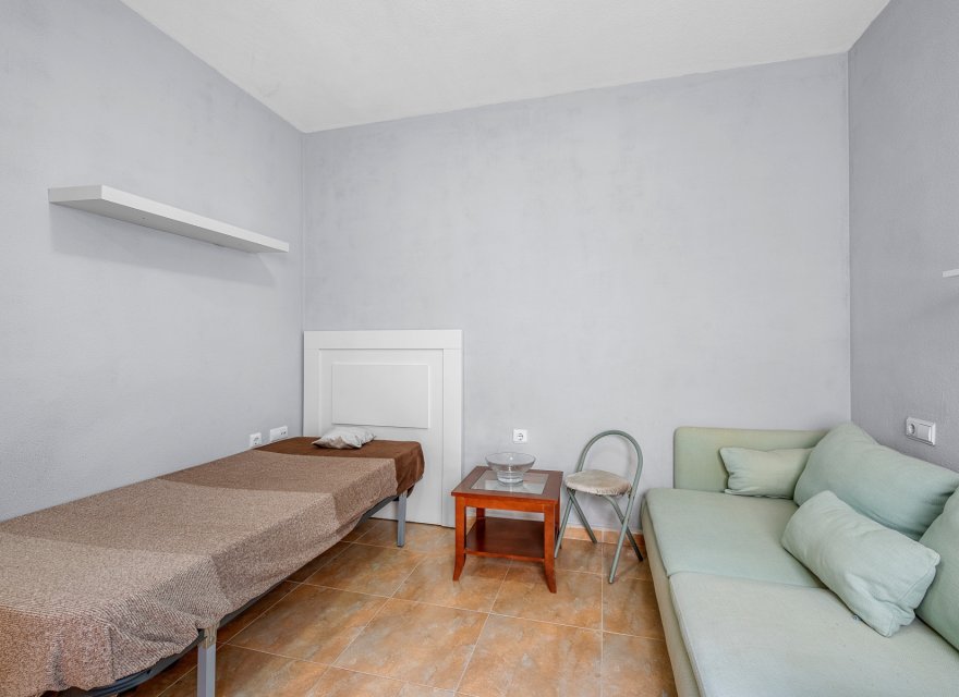 Resale - Apartment - Almoradí