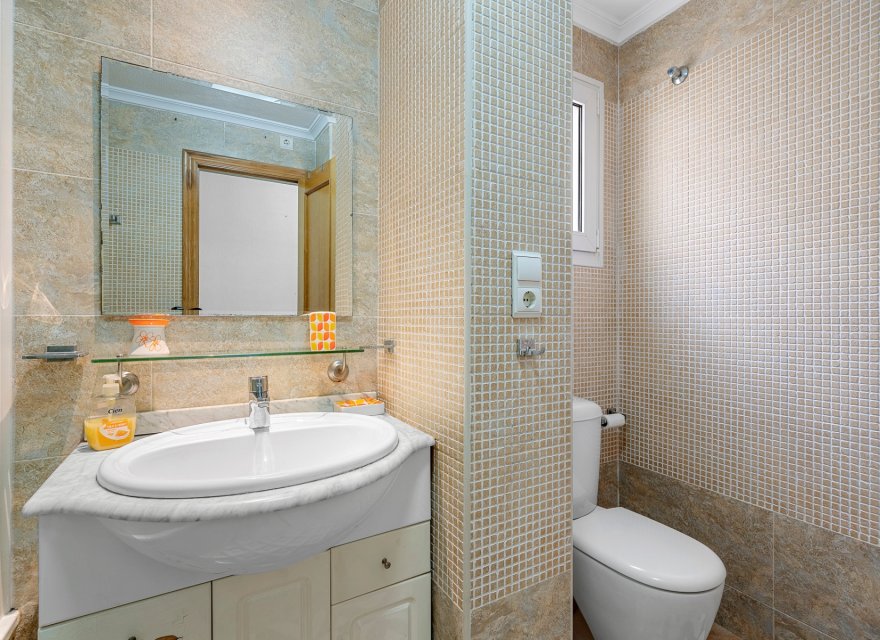 Resale - Apartment - Almoradí