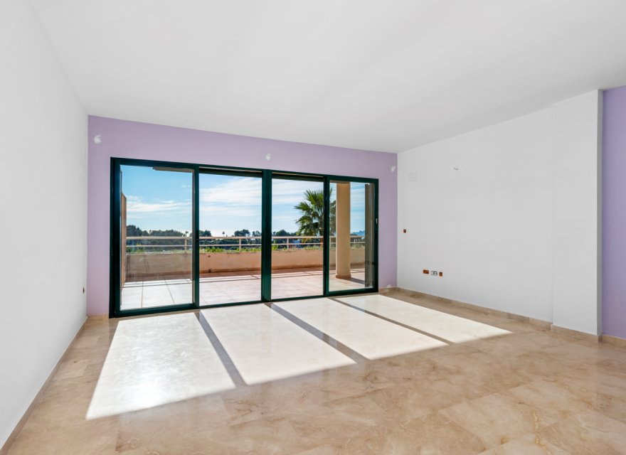 Resale - Apartment - Altea