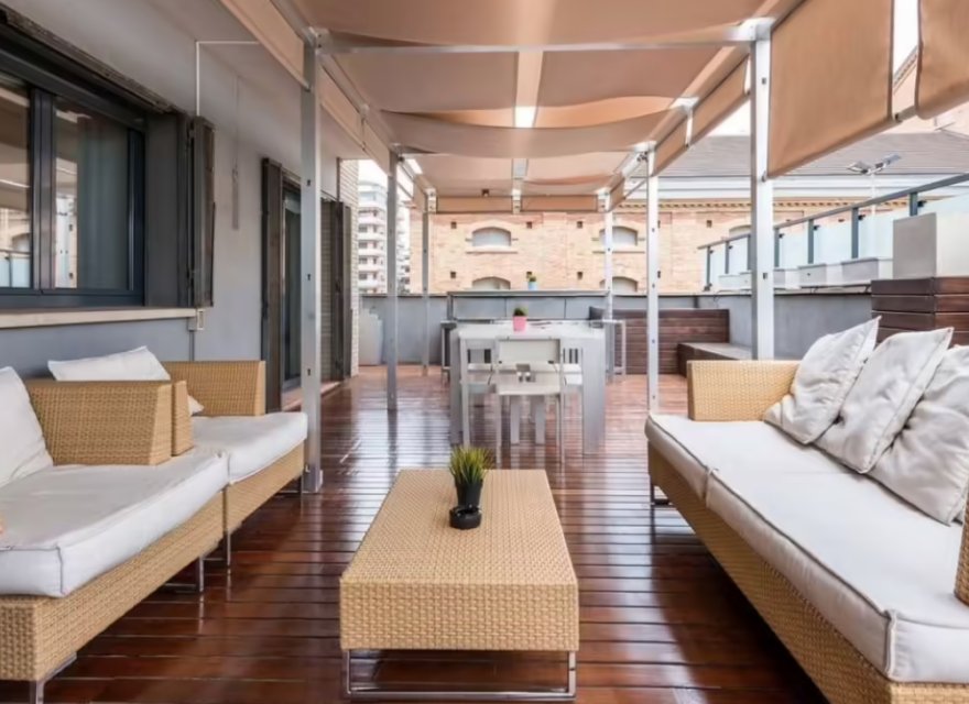 Resale - Apartment - Badalona