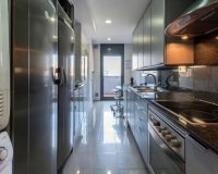 Resale - Apartment - Badalona