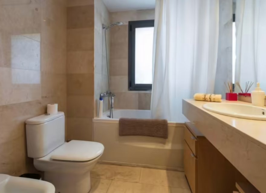 Resale - Apartment - Badalona