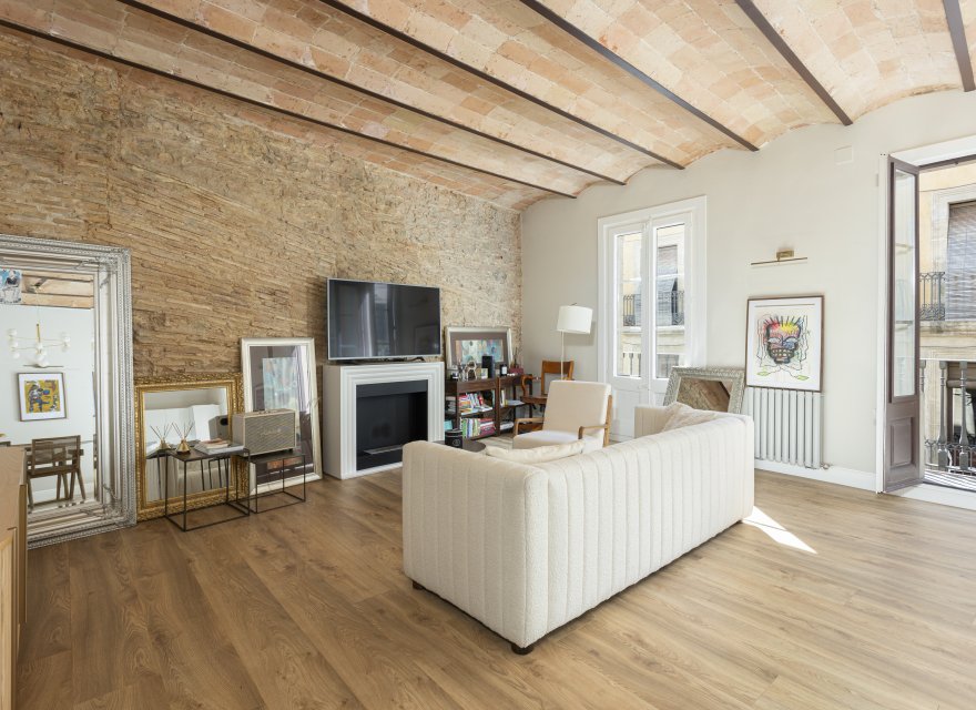 Resale - Apartment - Barcelona old town