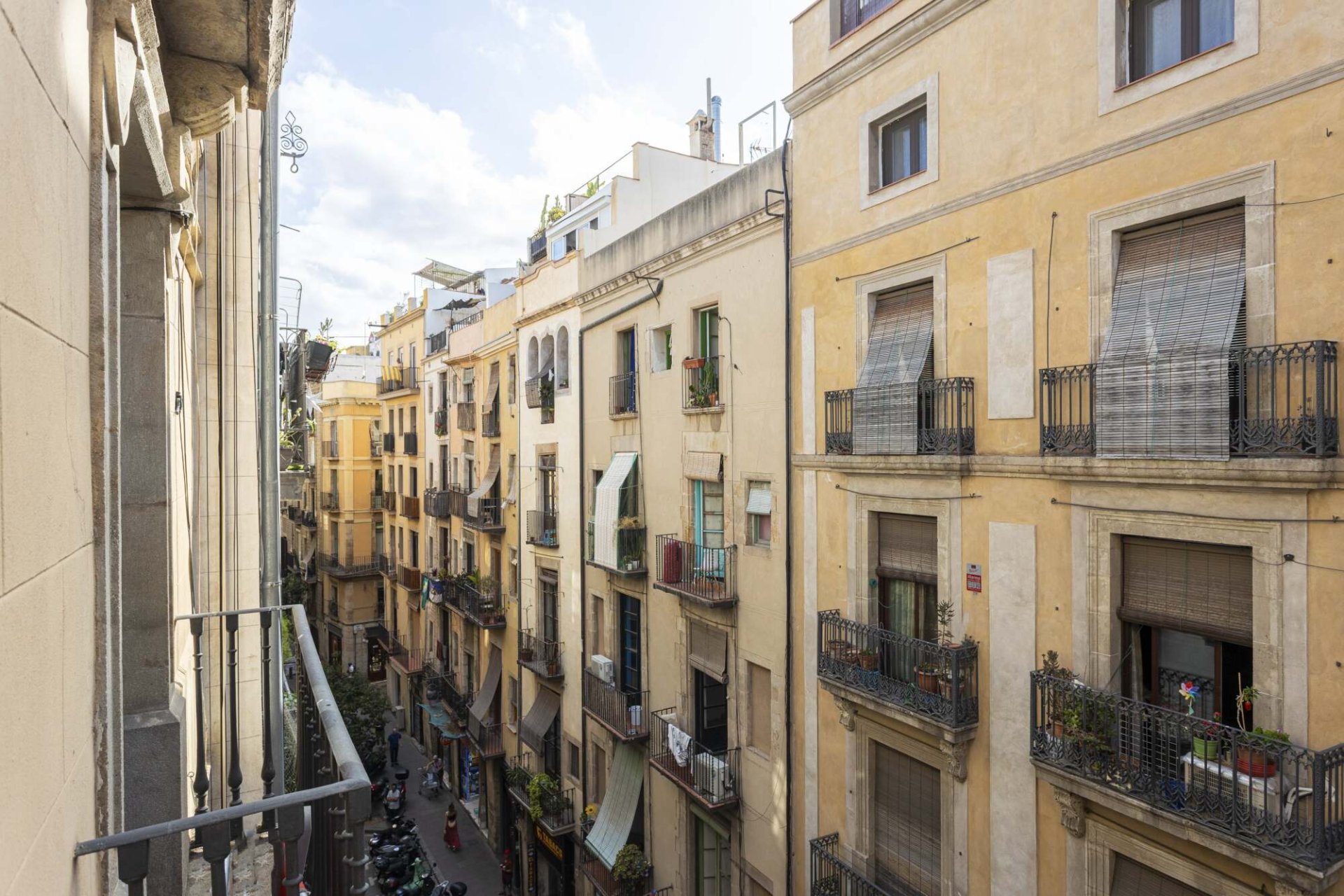 Resale - Apartment - Barcelona old town