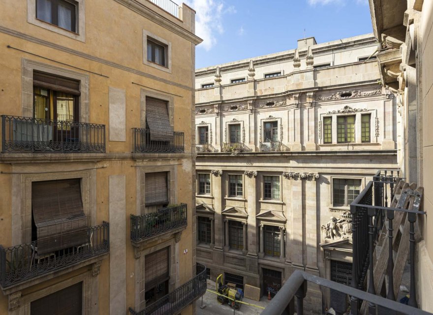 Resale - Apartment - Barcelona old town