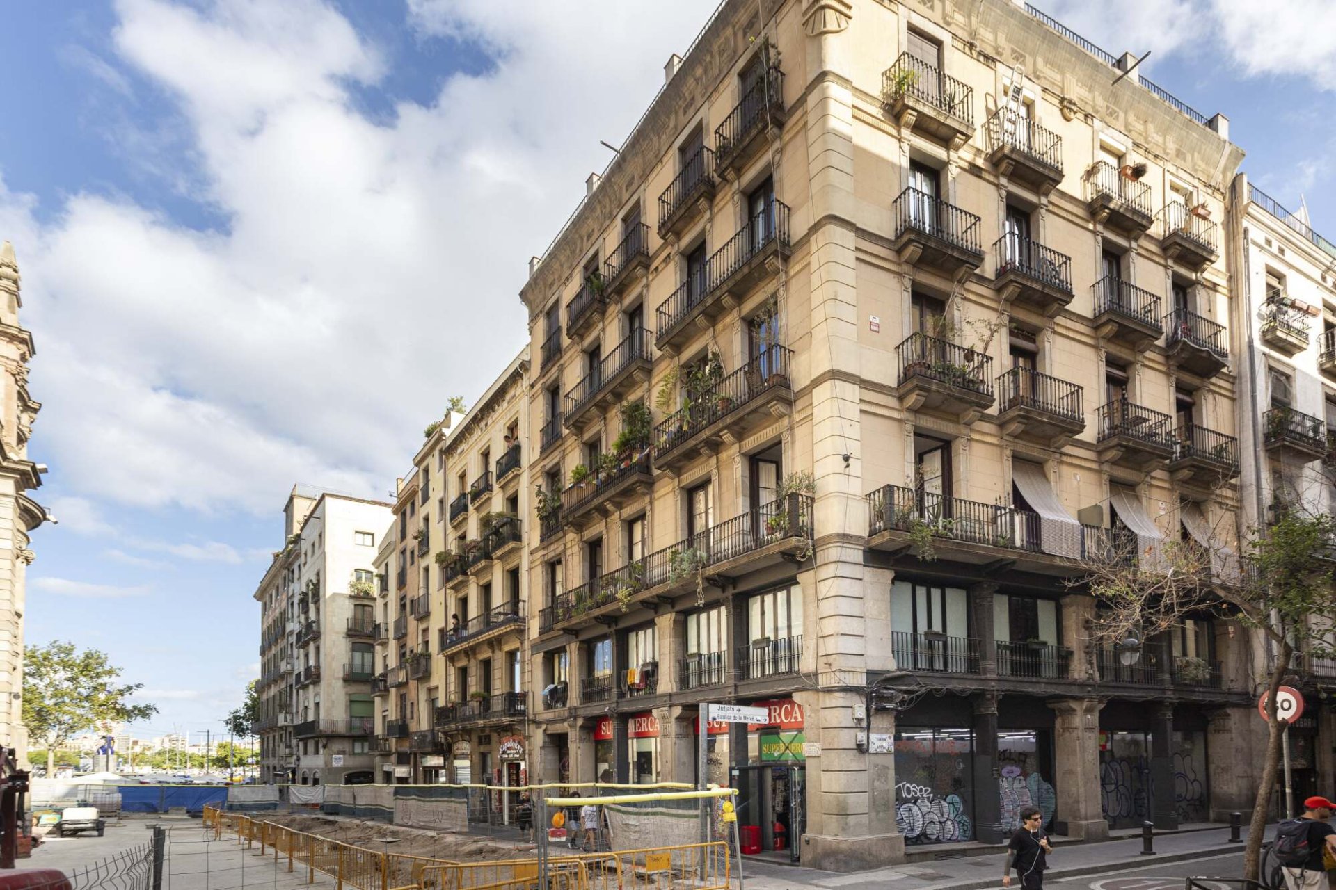 Resale - Apartment - Barcelona old town