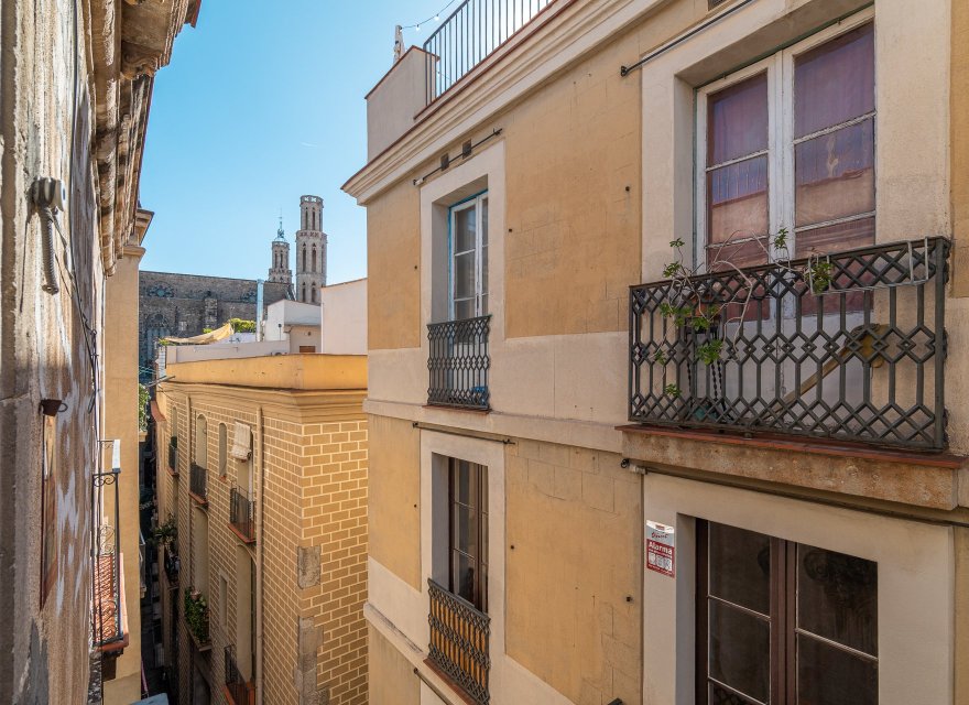 Resale - Apartment - Barcelona old town