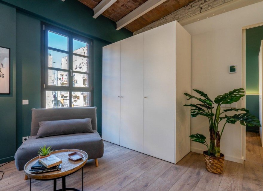 Resale - Apartment - Barcelona old town