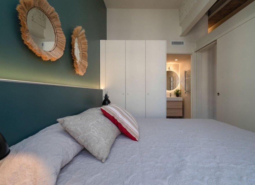 Resale - Apartment - Barcelona old town