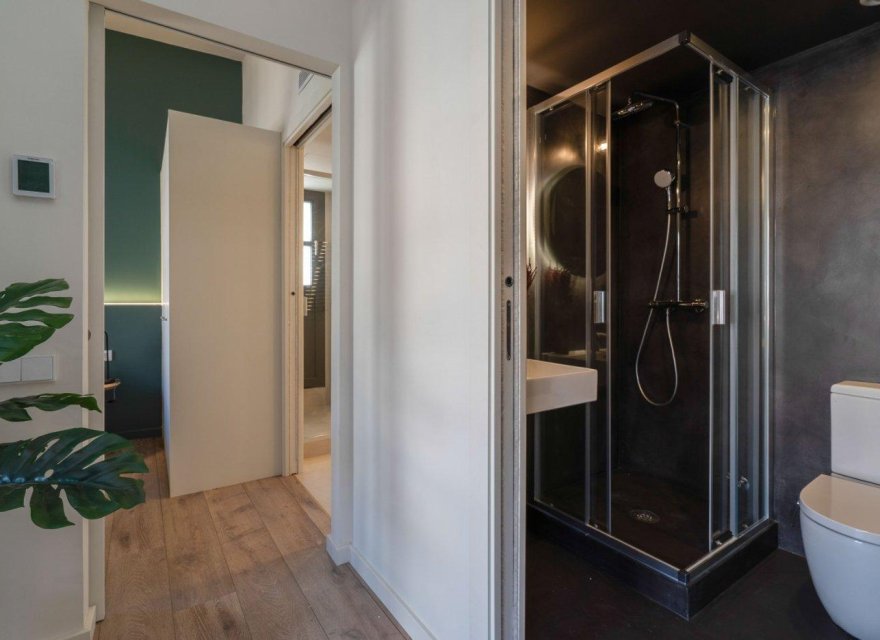 Resale - Apartment - Barcelona old town