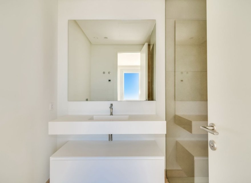 Resale - Apartment - Benahavís - Costa del Sol