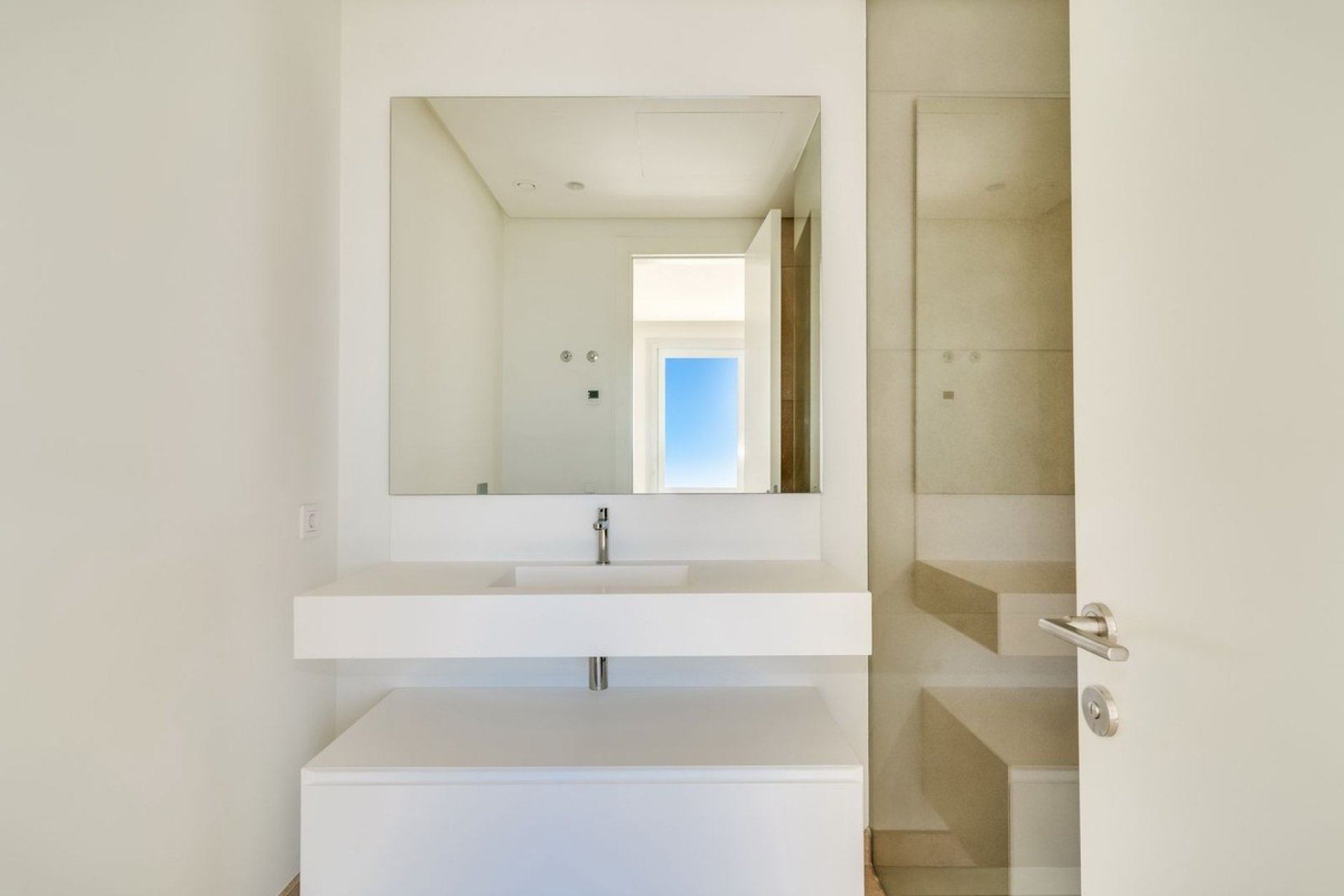 Resale - Apartment - Benahavís - Costa del Sol