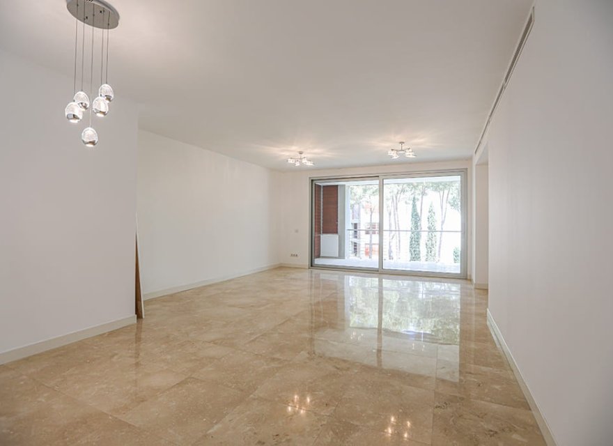 Resale - Apartment - Bendinat