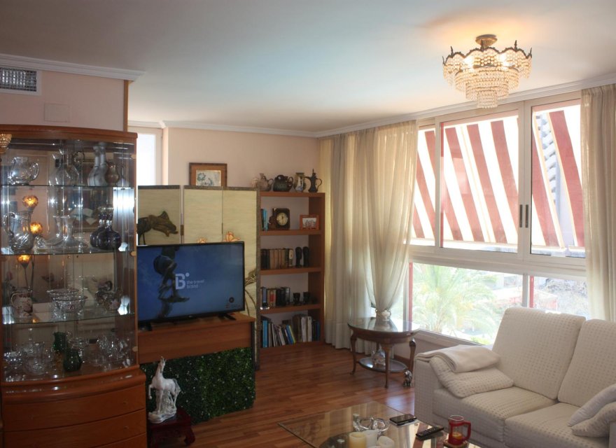 Resale - Apartment - Benidorm - Costa Blanca