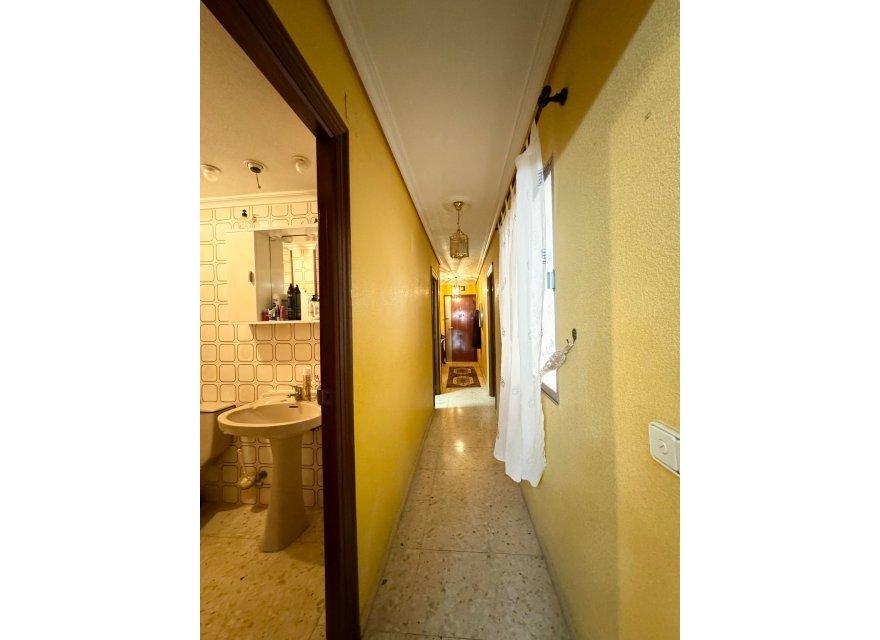 Resale - Apartment - Benidorm - Costa Blanca