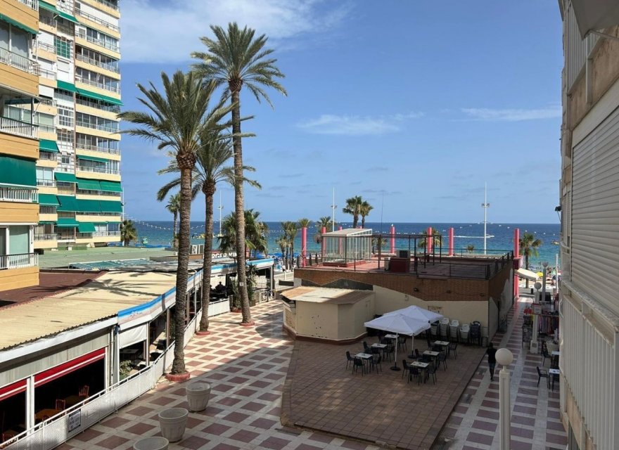 Resale - Apartment - Benidorm - Levante