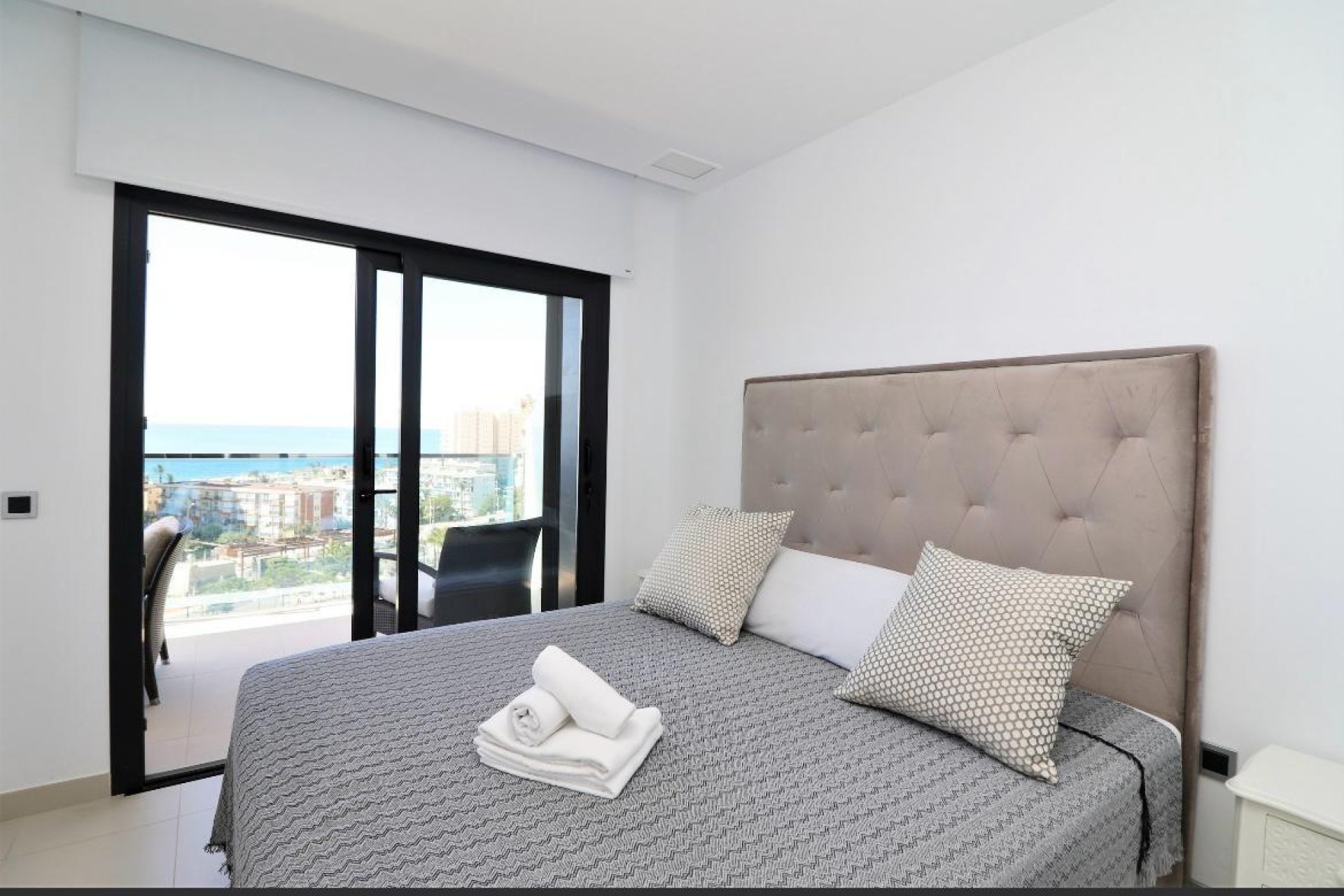 Resale - Apartment - Benidorm - Playa de Poniente