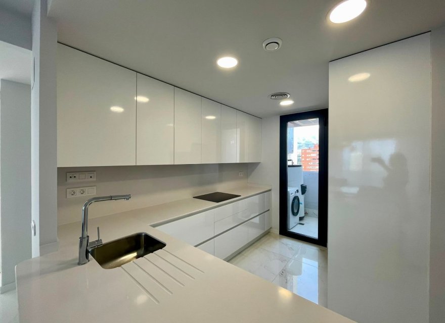 Resale - Apartment - Benidorm - Playa de Poniente