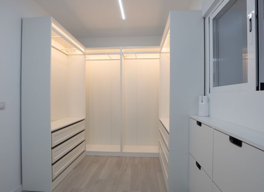 Resale - Apartment - Benidorm - Playa Poniente