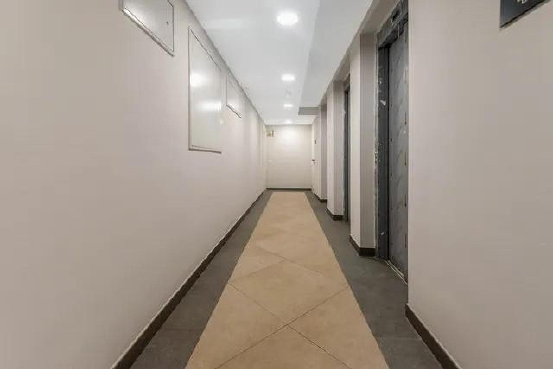 Resale - Apartment - Benidorm - Playa Poniente