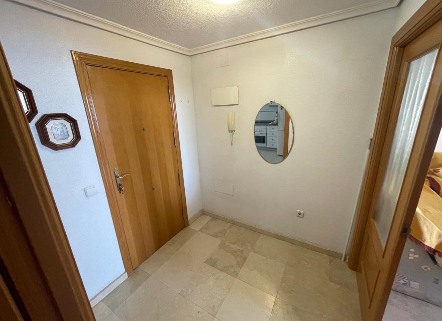 Resale - Apartment - Benidorm - Playa Poniente