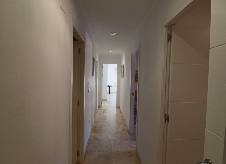 Resale - Apartment - Benidorm - Poniente