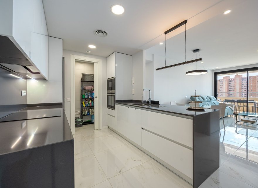 Resale - Apartment - Benidorm - Zona de Poniente