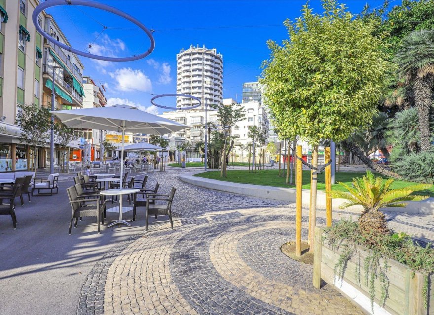 Resale - Apartment - Benidorm - Zona Sierra Helada